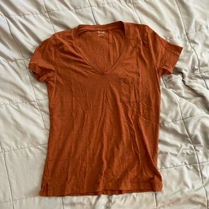 Madewell v neck pocket tee